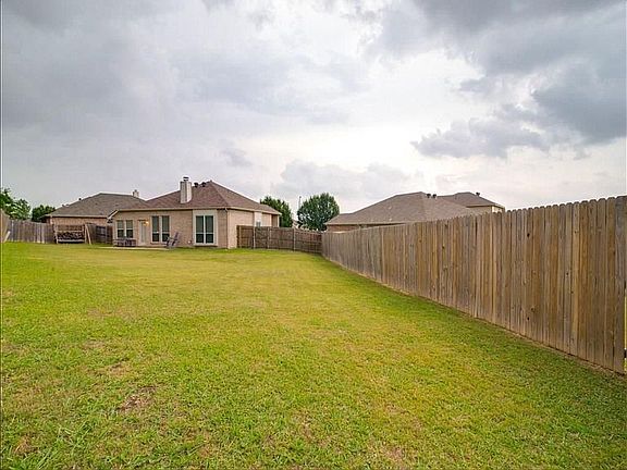3rd image of 13001 Evergreen Dr
