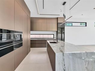 125 SW 29th Rd #125, Miami, FL 33129