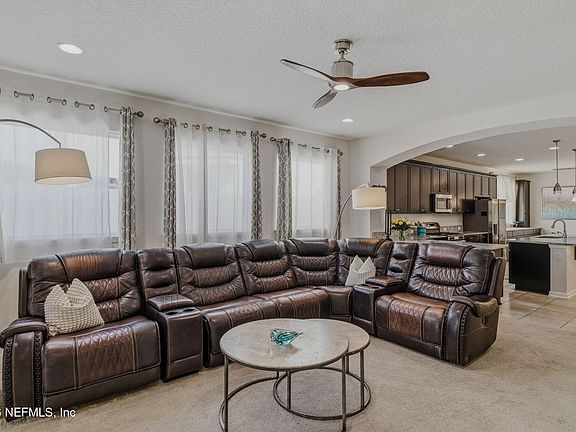 3rd image of 411 CITRUS RIDGE Drive