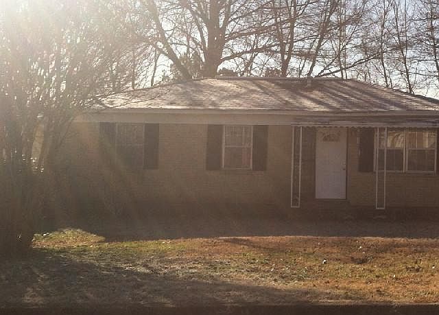 2nd image of 24 Hackberry Ln