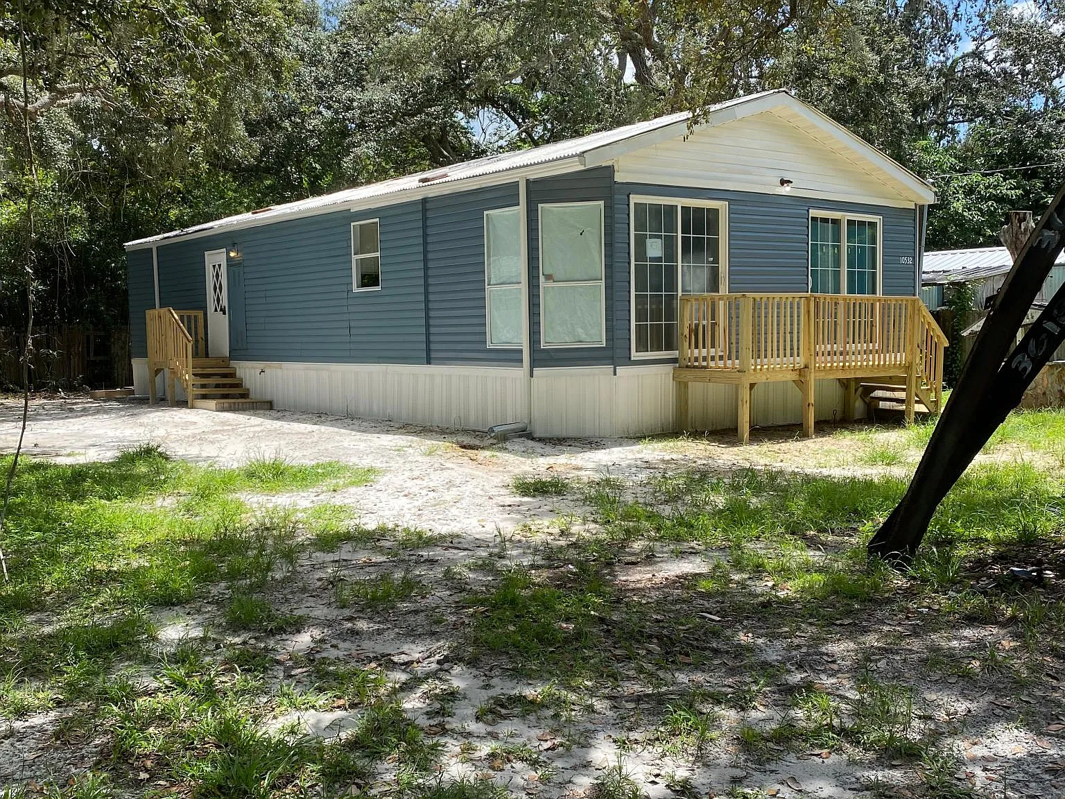 10532 Helena St — Photo 1