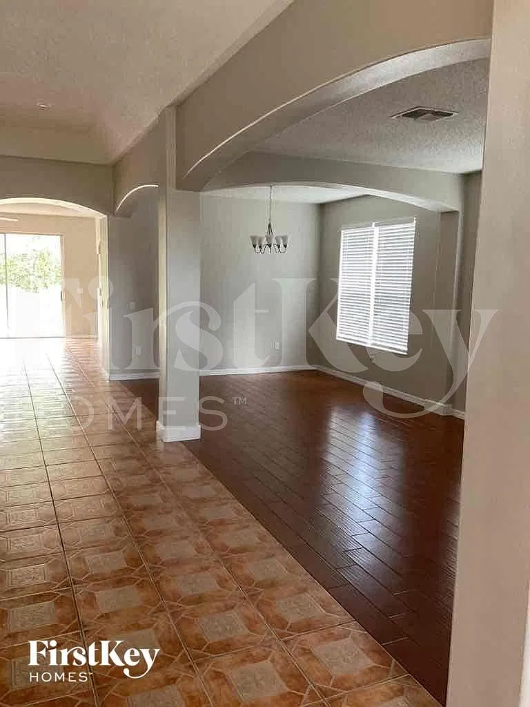 4 bed, 3.0 bath, 2030 sqft, $2,855 — Photo 2