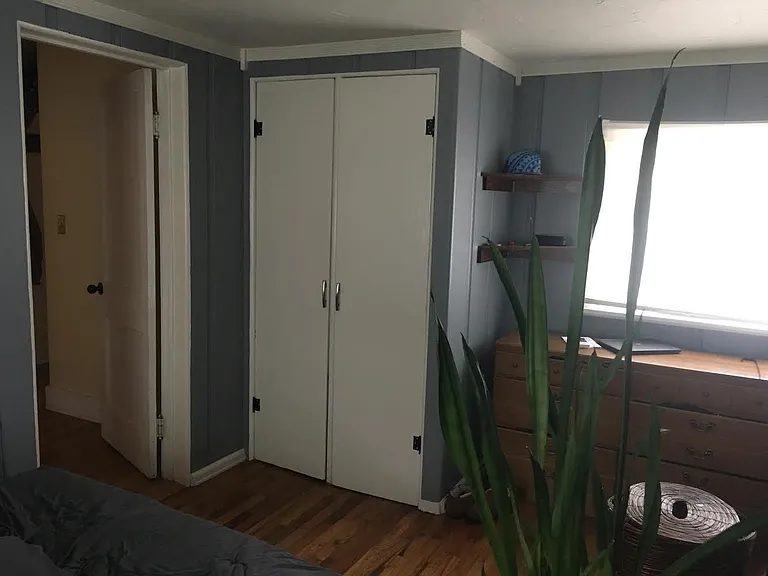 405 Wood St — Photo 4