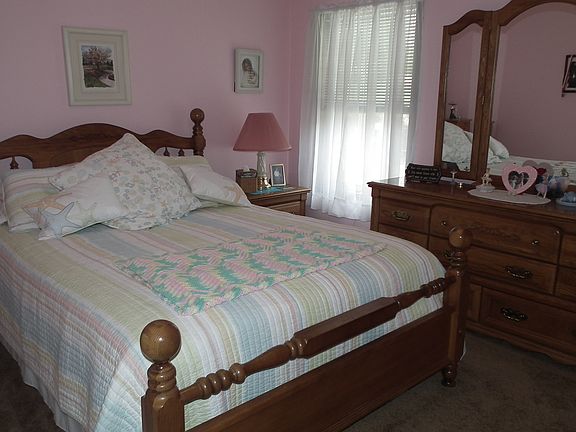 5th image of 70362 Saint Clairsville Barton Rd