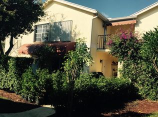 510 Waterside Dr, Hypoluxo, FL 33462
