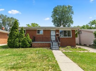 21374 Ithaca Ave, Ferndale, MI