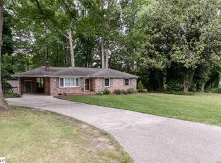 202 Longwood Dr, Taylors, SC 29687