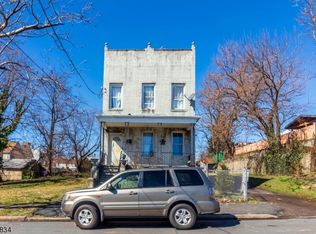 397 Rector St FLOOR 2, Perth Amboy, NJ 08861