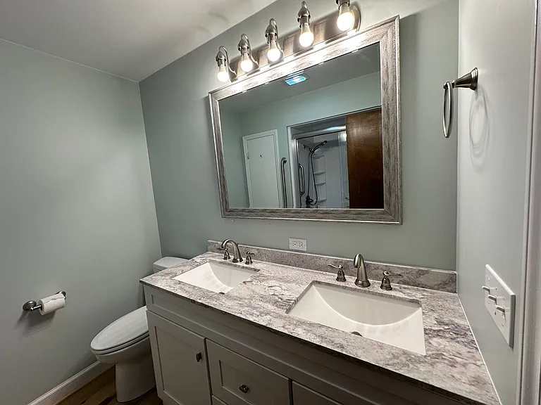 204 N Oak Grove Ext — Photo 19
