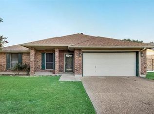 501 Rifleman Trl, Arlington, TX 76002