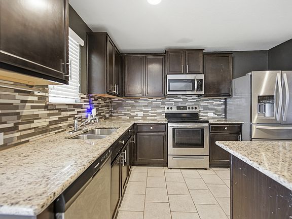 4th image of 7411 Rigel Chase