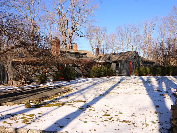 4 Bedrooms, 3/1 Baths