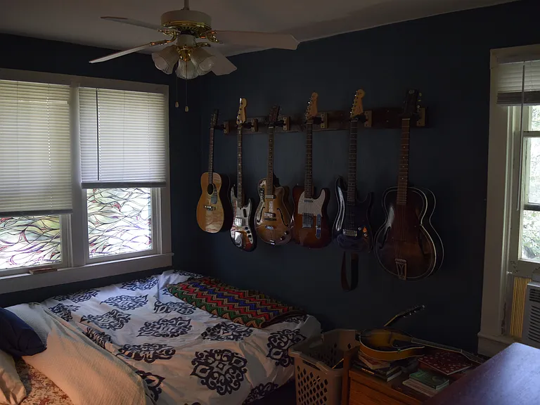 621 Cedar St — Photo 5