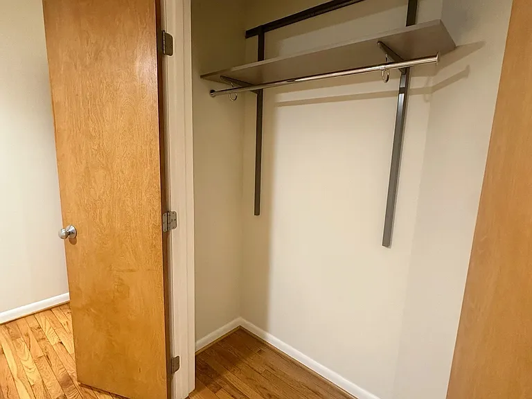 1232 Sarah St — Photo 24