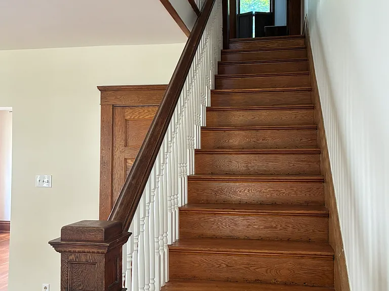 54 Morris Ave — Photo 6
