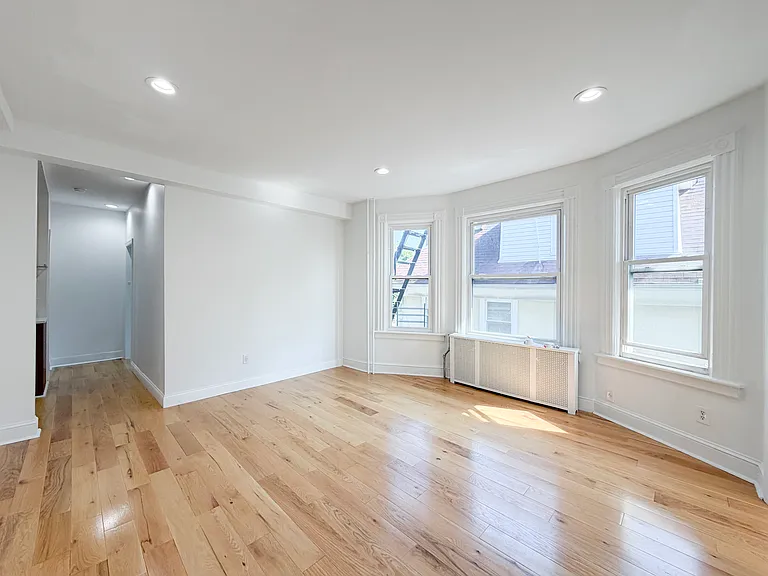 7807 Ridge Blvd #2 — Photo 7