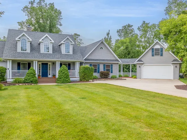 7389 Indian Ct, Stanwood, MI 49346