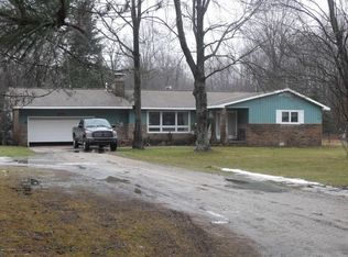 10285 Fernwood Dr, Evart, MI 49631