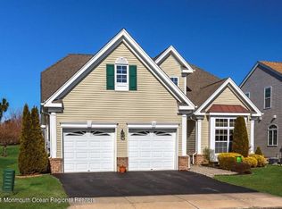 15 Jumping Brook Dr, Lakewood, NJ