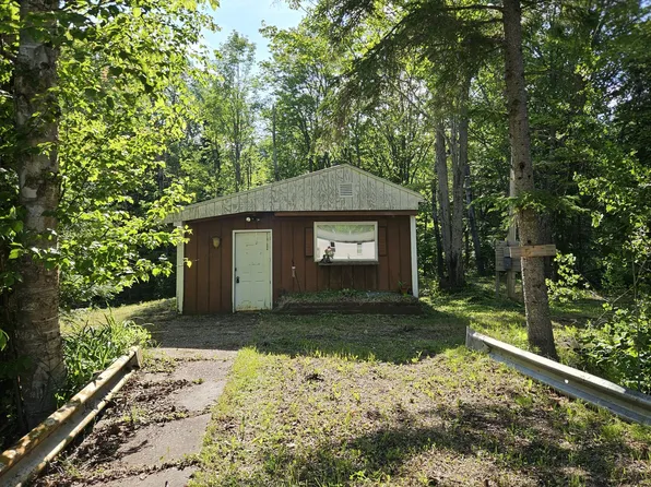 7094 S Main St, Brimley, MI 49715
