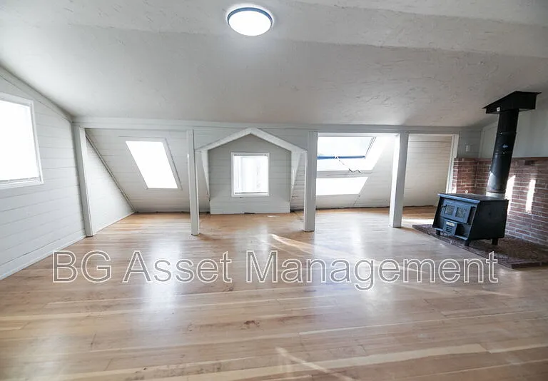 1723 Bayo Vista Ave — Photo 22