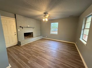 1233 NW 94th St, Oklahoma City, OK 73114