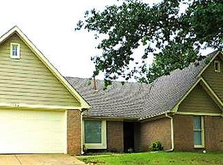 4468 Pinegate Dr, Memphis, TN 38125