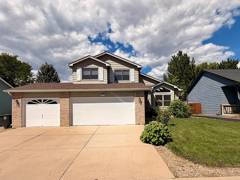 2337 Sherri Mar St