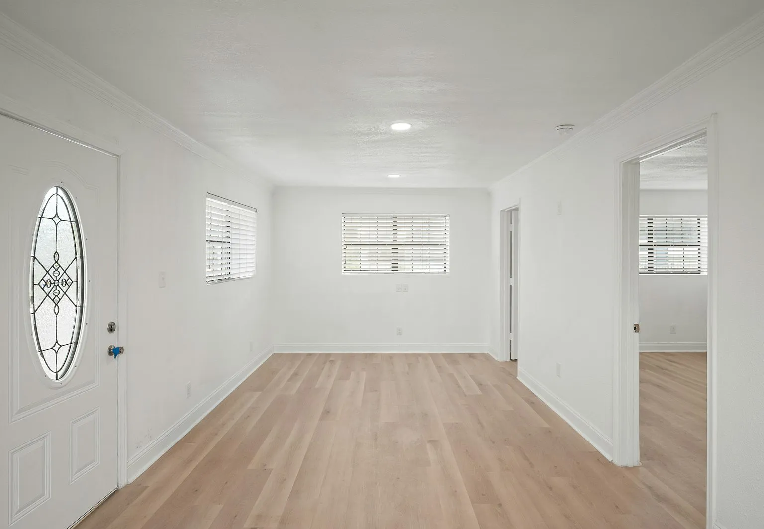 928 Ferry Rd — Photo 4