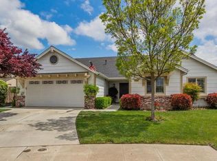 1045 Hill Ave, Fowler, CA 93625