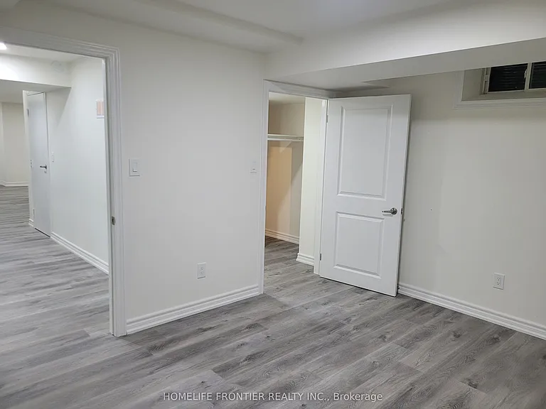 73 Bannister Rd E — Photo 3