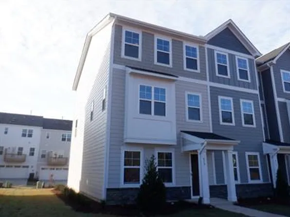 419 Deercroft Dr, Apex, NC 27539