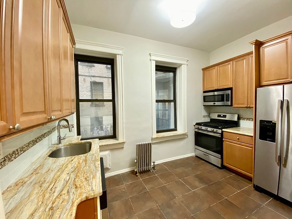 1st image of 326 Lincoln Pl #E1