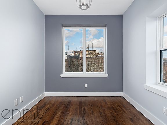 5th image of 311 Wilson Ave #4C