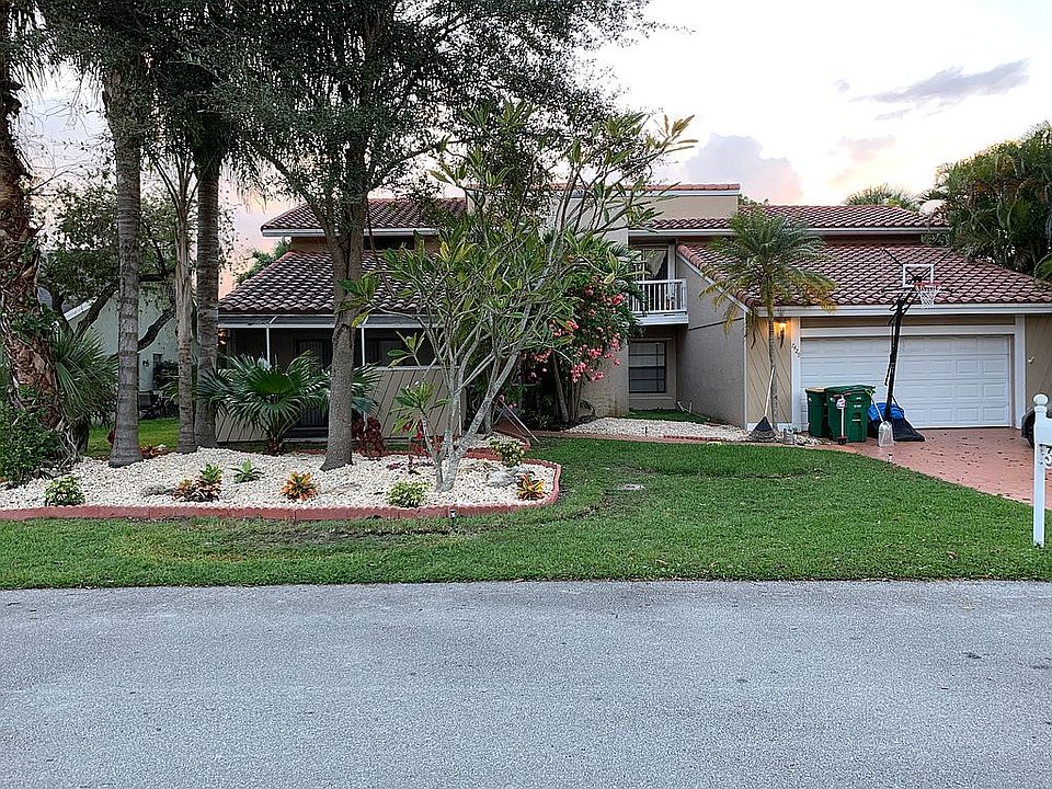2nd image of 7429 Corkwood Ter