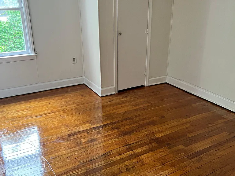 18067 Tracey St — Photo 15