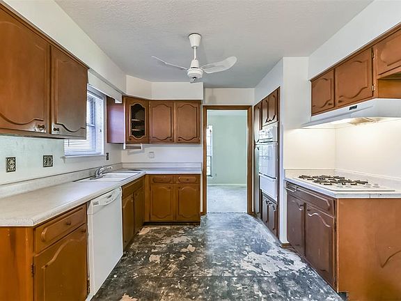 5th image of 11214 Sageland Dr