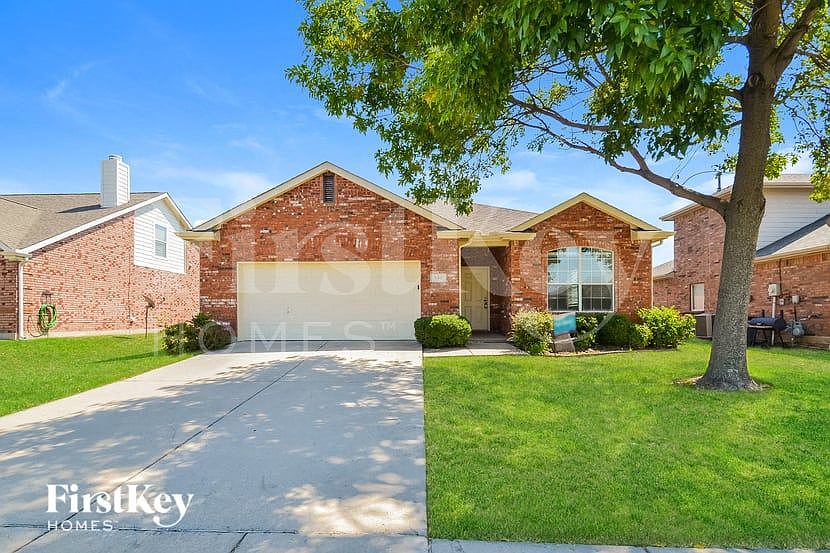 1st image of 432 Willowlake Dr