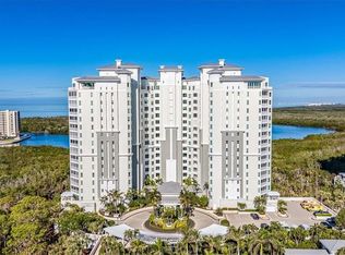 295 Grande Way APT 702, Naples, FL 34108