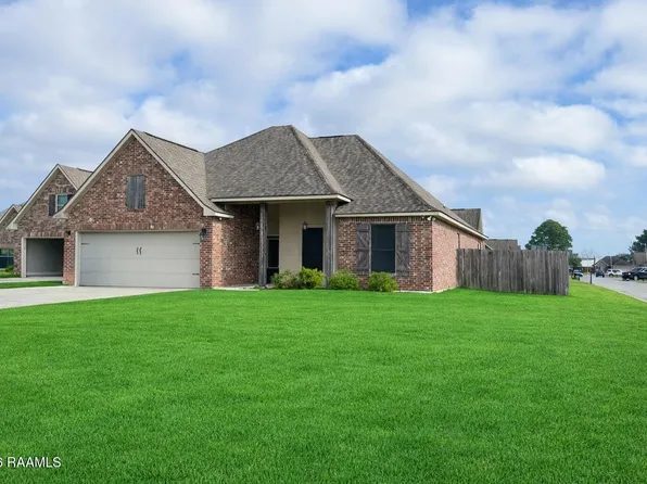 205 Rocky Ridge St, Youngsville, LA 70592