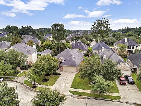 2nd image of 15814 Finwood Ln