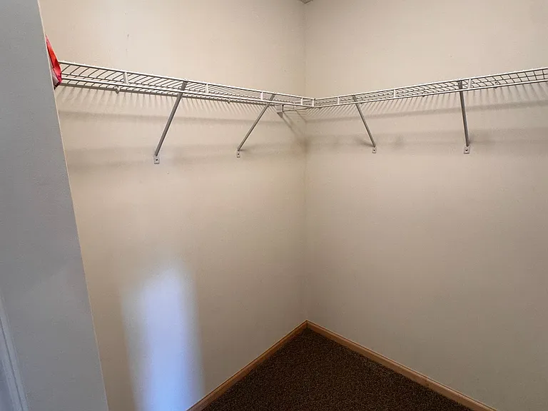 12210 Urbank St NE #B — Photo 29