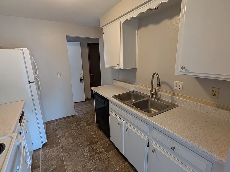 4619 Polaris St NE #A — Photo 7