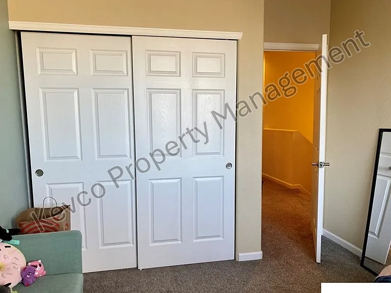 2851 Kansas Dr #F — Photo 13