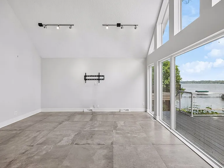 176 Peninsula Rd — Photo 19