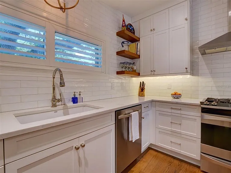 1791 Spruce Ave — Photo 9
