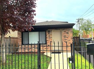 601 N Ridgeway Ave, Chicago, IL 60624