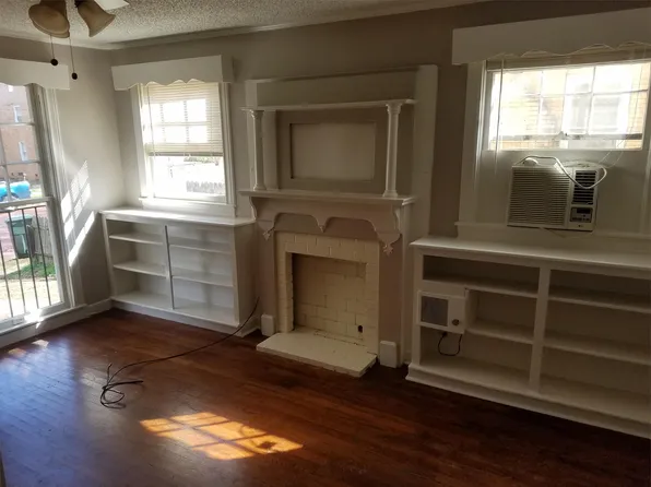 302 W Houston St, Tyler, TX 75702