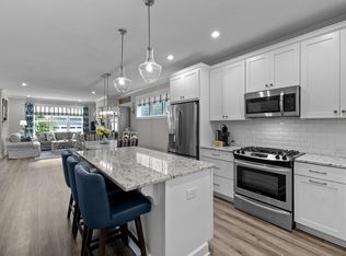 60 Bluffwood Ave, Chapel Hill, NC 27516