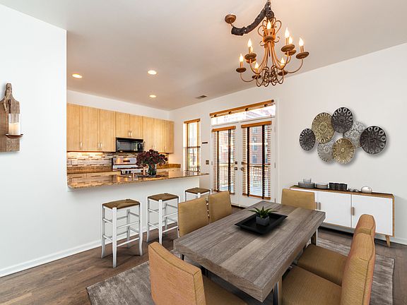 5th image of 4018 N Mozart St APT 3S